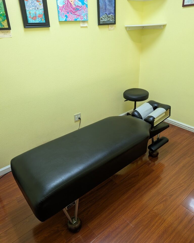 Why So Many of Our Patients Pair Their Adjustment With a Massage